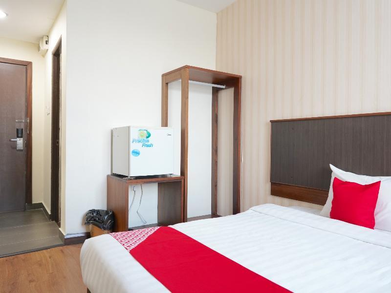 Oyo 43987 Season Inn Bintulu Ngoại thất bức ảnh