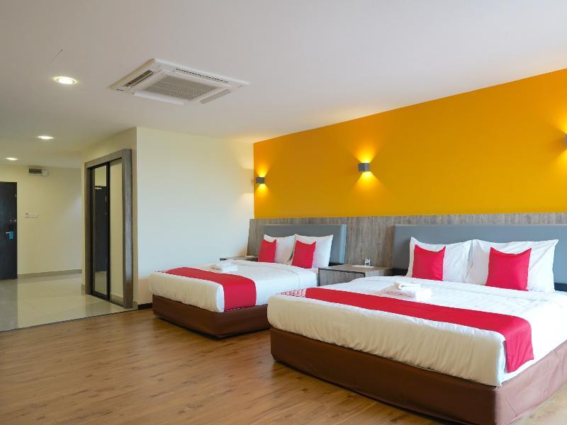 Oyo 43987 Season Inn Bintulu Ngoại thất bức ảnh