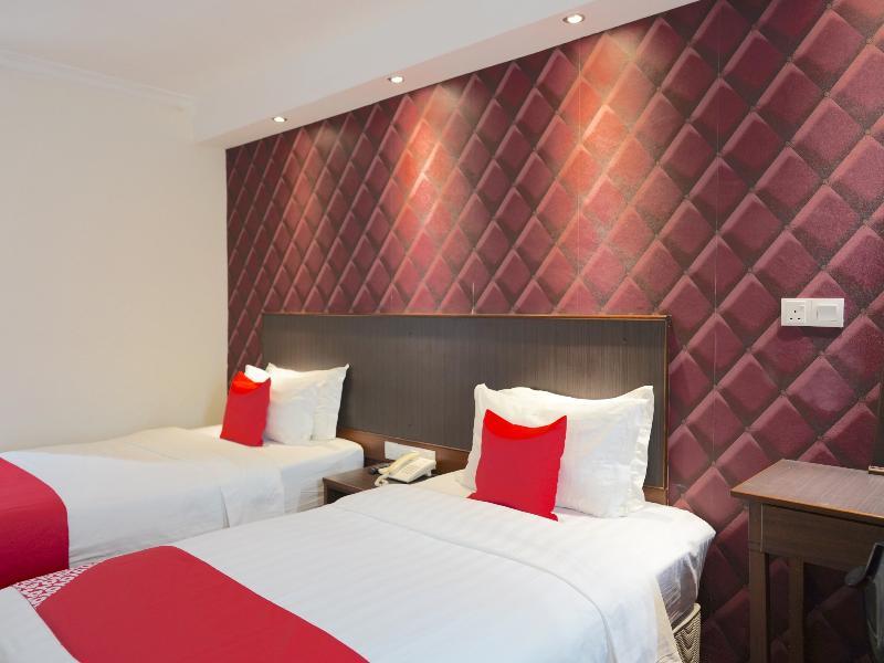 Oyo 43987 Season Inn Bintulu Ngoại thất bức ảnh