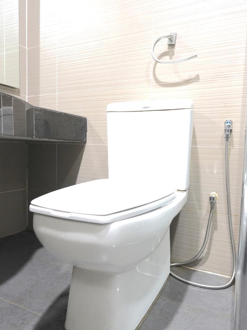 Oyo 43987 Season Inn Bintulu Ngoại thất bức ảnh